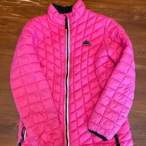 Good condition snozu girls winter jacket.  Pink